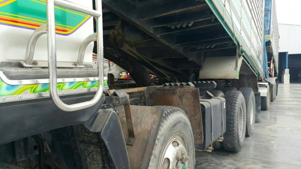 ขายรถพ่วง 24 ล้อ แม่-ลูก กระบะเนียมคอกเกษตรดั้ม อู่.รวมชัย HINO FM3M วางเครื่อง.P11C-320 แรง เกียร์อีตั้น ราคา.1650000 สนใจรีบจองด่วน