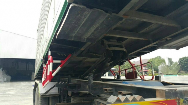 ขายรถพ่วง 24 ล้อ แม่-ลูก กระบะเนียมคอกเกษตรดั้ม อู่.รวมชัย HINO FM3M วางเครื่อง.P11C-320 แรง เกียร์อีตั้น ราคา.1650000 สนใจรีบจองด่วน