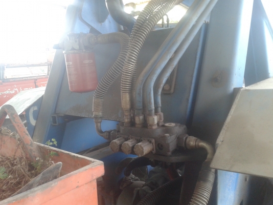 ขายรถไถฟอร์ด ติดคีบอ้อย เคเค บ้านโป่งราชบุรี ขายรถไถฟอร์ด ติดคีบอ้อย เคเค บ้านโป่งราชบุรี