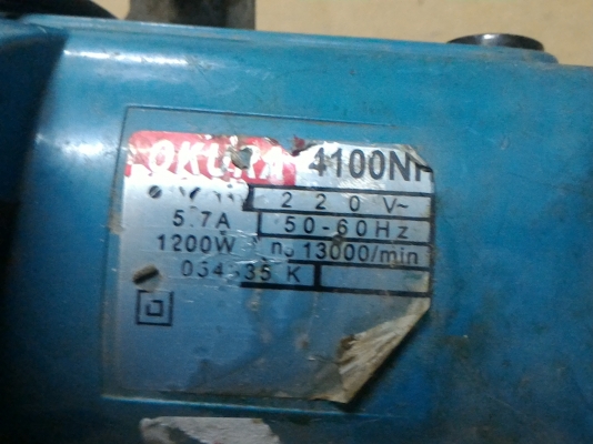 เครื่องตัดกระเบื้องแบบเปรียก ใช้น้ำช่วย ยี่ห้อ OKURA ขนาด 1200 W.