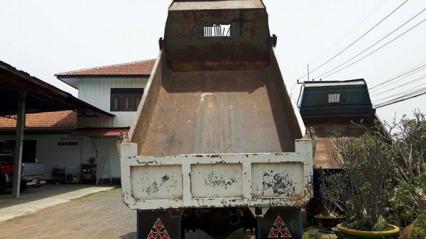 ขาย6ล้อดัมพ์ยยาง900R20 HINO KR300 160แรง รถเก่าเก็บ แชชซีสวย เครื่องดี ภายในสวย เอกสารเล่มทะเบียนครบ พร้อมวิ่งงาน