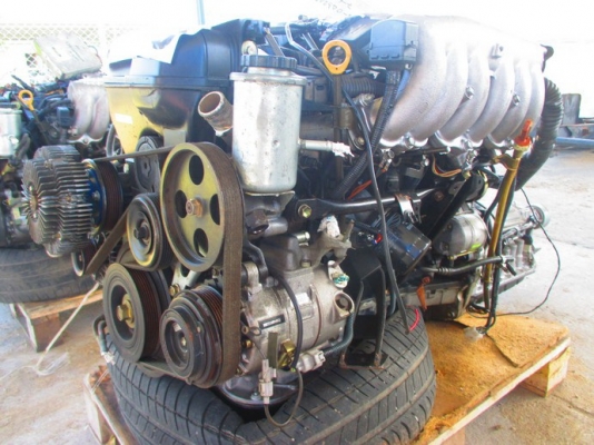 ขายเครื่องยนต์พร้อมเกียร 2j vvti 3000 cc