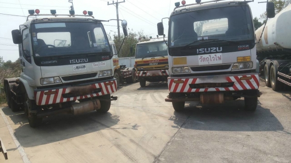 รถอีซูซุ 10 ล้อ หัวลาก  GXZ  270 แรงม้า. ปี 45.  ,  ( ** มี ขาย 2 คัน. )    สนใจติดต่อ  081 - 6079515