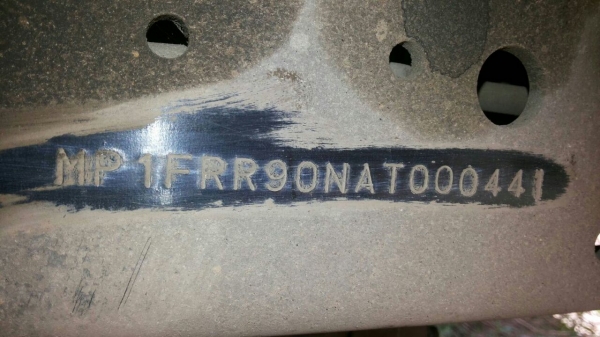 รถอีซูซุ 6 ล้อ ตู้แห้ง  FRR  210 แรงม้า. ปี 57.    สนใจติดต่อ  081 - 6079515