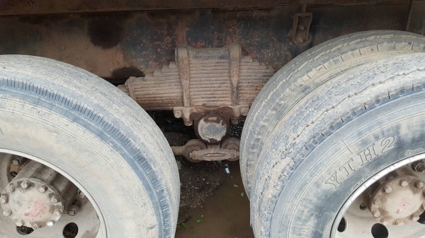 ขาย 10 ล้อดั้ม ISUZU 12 ล้อ เครื่อง 6WA1 360 แรงม้า ติดแก๊ส NGV 10 ถัง มีระบบลากพ่วง คัสซีสวยตลอดเส้น ช่วงล่างดี ทะเบียนพร้อมโอน