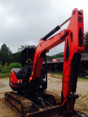 รถแบคโฮ KUBOTA 140.   ( * รถทำงาน 3,xxx ชม. )    สนใจติดต่อ  081 - 6079515