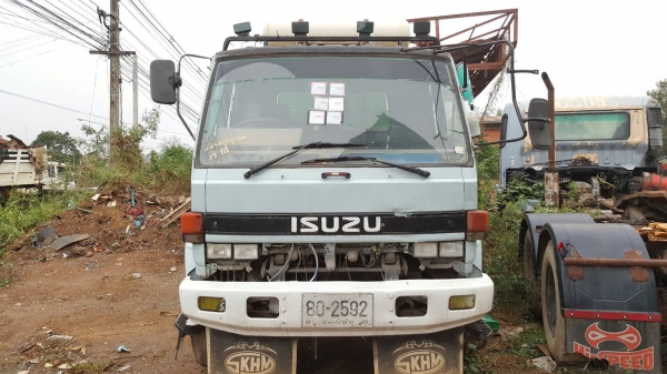 ขาย 10 ล้อดั้ม ROCKY 240 FXZ23NFPF R เครื่อง 6SD1 โบอินเตอร์ 270 แรงม้า เกียร์ Easton ติดแก๊ส NGV 10 ถัง มีระบบลากพ่วง ทะเบียนพร้อมโอน