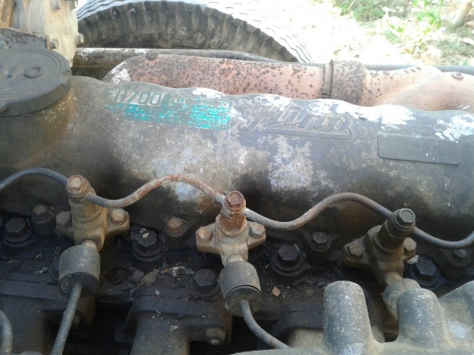 รถฮีโน่  6  ล้อดั้ม FF  168 แรงม้า.   สนใจติดต่อ  081 - 6079515