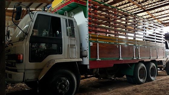 ขาย10ล้อ1เพลา ร็อคเล็ก FVM12 MYกระบะไม้175 6BG1 แชชซีสวย เพาเวอร์ แชชซีสวยเดิม พร้อมวิ่งงาน