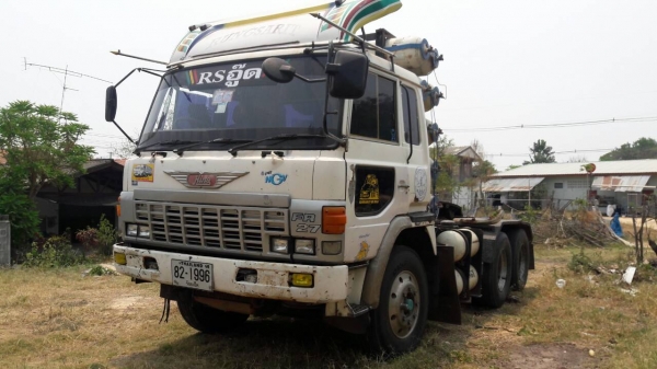 ขาย หัวลากHINO ติดก๊าซ NGV สภาพพร้อมใช้งาน เครื่องเกียร์ดี คัฃชีสวย เอกสารเลามทะเบียนพร้อมโอน