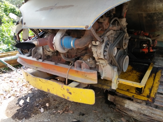 รถยกแพ็ครถเกี่ยว 2 คัน ไทยเจริญ / ส.ทวี + 10 ล้อ เทเลอร์ หน้ายาว 1 คัน ราคา 1.4 ล้าน ต่อรอง