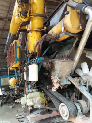 รถยกแพ็ครถเกี่ยว 2 คัน ไทยเจริญ / ส.ทวี + 10 ล้อ เทเลอร์ หน้ายาว 1 คัน ราคา 1.4 ล้าน ต่อรอง