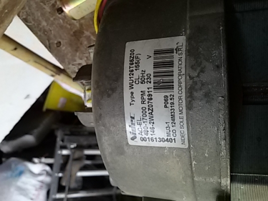 ขายมอเตอร์ไฟฟ้าใช้ได้ทั้งไฟแบตเตอรี่และไฟบ้าน 12 - 220 โวลต์   ใช้ได้ทั้งไฟ AC  และ DC