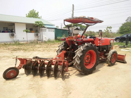 คูโบต้า L4508DI รถบ้านแท้มือเดียว ใช้งานน้อย 2,XXX ชั่วโมง เครื่อดีแน่นๆ พร้อมอุปกรณ์ครบ 5 อย่าง สภาพสวยพร้อมใช้ ระบบเกียรปกติ ระบบไฮดรอลิกปกติ