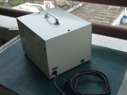 หม้อแปลงไฟจาก 220v ==> 100v /110v ขนาด 2,000W ของ KRR