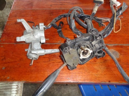 ขายชุดสวิตท์กุญแจ อีซูซุ TFR แถมชุดเลี้ยว