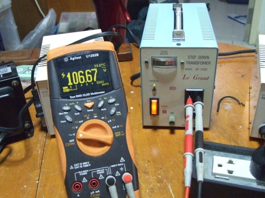 หม้อแปลงไฟจาก 220v/240V ==> 100v ขนาด 1,500W ของ NISSYO (Japan)