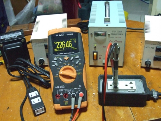หม้อแปลงไฟจาก 220v/240V ==> 100v ขนาด 1,500W ของ NISSYO (Japan)