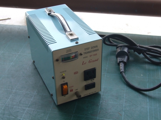 หม้อแปลงไฟจาก 220v/240V ==> 100v ขนาด 1,500W ของ NISSYO (Japan)