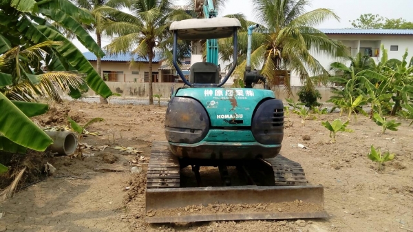 ขาย 350,000 KOMATSU pc 45-8เครื่องดีปั้มแรงเอวแน่นช่วงดีเอกสารอินวอยท์รถสวยพร้อมใช้ 090-772-3710 090-772-3708