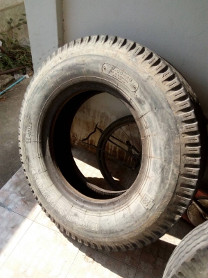 9.00-20 BRIDGESTONE มี 1 เส้น tel.081-427-3941 ไอดีไลน์ 0814273941 9.00-20 BRIDGESTONE มี 1 เส้น tel.081-427-3941 ไอดีไลน์ 0814273941