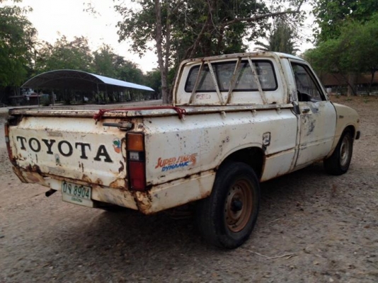 ขายม้าดำไฟกลมช่วงสั้นดีเซลทะเบียนโอน