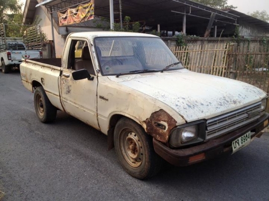 ขายม้าดำไฟกลมช่วงสั้นดีเซลทะเบียนโอน