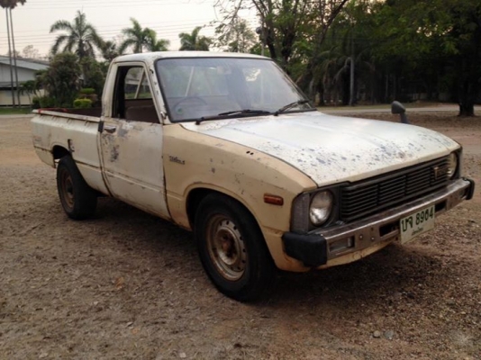 ขายม้าดำไฟกลมช่วงสั้นดีเซลทะเบียนโอน