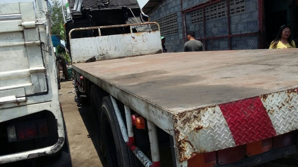 ขาย 840000 ต่อรองได้ 10ล้อเพลาเดียวDECA จัดแนนท์ได้ 700,000