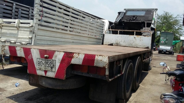 ขาย 840000 ต่อรองได้ 10ล้อเพลาเดียวDECA จัดแนนท์ได้ 700,000