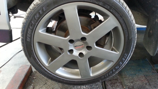 ขายล้อ volvo ขนาด 17 " 5 รู 108 ไม่คด ไม่ดุ้ง ทำสีมาอย่างเดียว ไม่มียาง