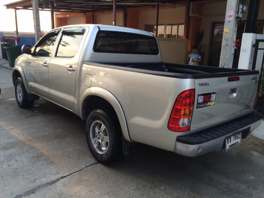 ขาย TOYOTA VIGO ปี 2007 เครื่อง2.5 E  มือเดียวออกห้าง หน้าหลังเดิม สวยทั้งภายในภายนอก ไม่เคยทำสี เดิมทั้งลำคับ สภาพนางฟ้า ไร้ที่ตำหนิคับ เอกสารพร้อมโอน 0876835269   อยากดูตรงใหนเพิ่มโทรเลยคับ คนขายใจดี