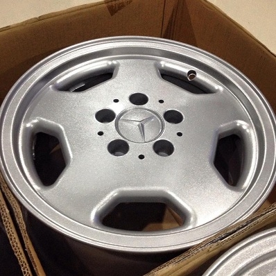 ---------ขายแล้ว-----------ล้อแม็กซ์แท้ BENZ 15 นิ้ว