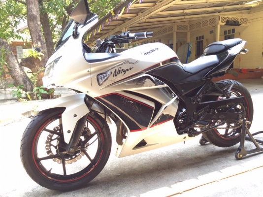 NINJA250 ปี2011 วิ่งมาเพียง 36000โลแท้ รถเจ้าของ2คนเท่านั้น ไม่มีชนหนักแน่นอน