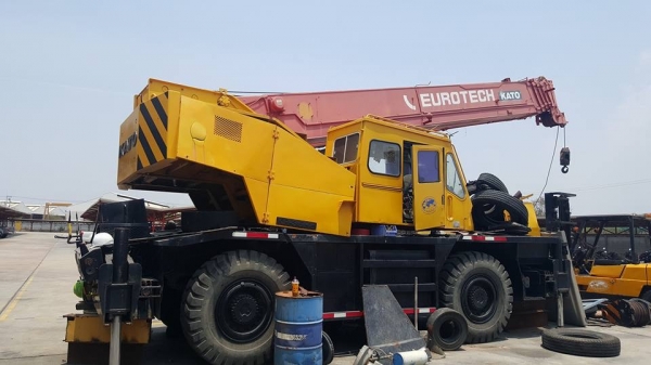 ขายรถเครน KATO KR35H-11 เอกสารซื้อขาย เครื่องพัง เกียร์ใช้ได้ ขายรถเครน KATO KR35H-11 เอกสารซื้อขาย เครื่องพัง เกียร์ใช้ได้