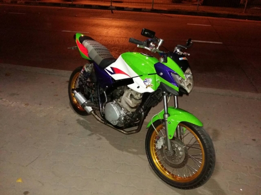 บิ๊กไบค์ 200 cc ราคา 17500 บาท โทร 098-885-9869-เดช