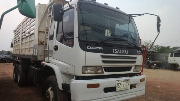 ขายรถ10ล้อ ดั้ม2เพลา เดก้า270แรง ปี47 รถสวยเครื่องดี พาวเวอร์ ทิฟฟี่ ภายในสวย แอร์เย็น เอกสารพร้อมโอน สนใจโทร 090-8588220คุณนะ 093-3258446คุณบิว หรือเข้าดูสินค้าอื่นๆได้ที่ www.truck.in.th/498 หรือเพจFacebook ณรงค์ ซื้อขายรถมือสอง (เว็บไซต์ส่วนตัว) หรือFa