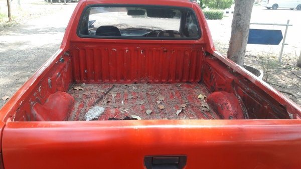 NISSAN NV ถูกจัด