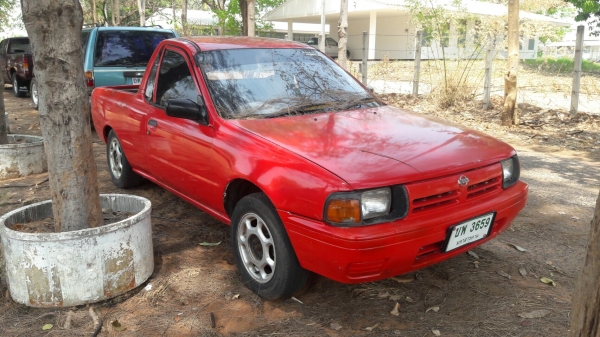 NISSAN NV ถูกจัด