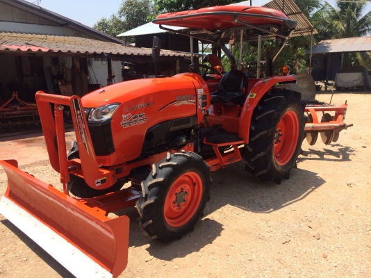 ขายรถไถคูโบต้า L4708SP(4WD)2เพลา สภาพนางฟ้า รถสวยมากใช้งานน้อย 386 ชั่วโมง เล่มพร้อมโอน ขายพร้อมชุดอุปกรณ์ใบดมัดดันดินหน้าและผานพรวน. ราคา 489,000 บาท สนใจติดต่อ 081-9136451 หรือ สอบถามเพิ่มเติมผ่านทาง line:bow6451 ค่ะ