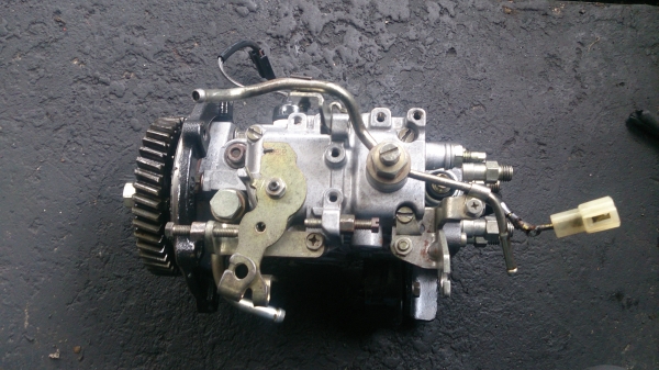 ปั๊มโซล่าร์อิซุสุมังกร 4ja ถอดจากเครื่องสวยๆ รับประกัน