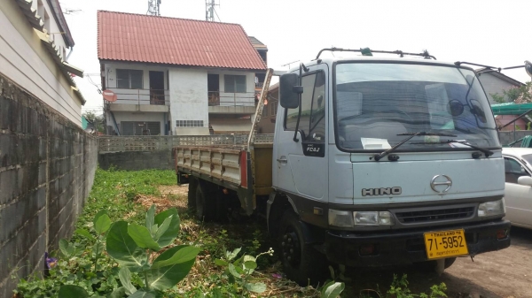 ขายรถที่บ้านด่วนสวยพร้อมใช้ปี 2001 เครื่องแน่นๆแห้งๆช่วงล่างดีคัทซีสวย