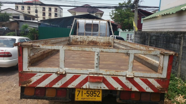 ขายรถที่บ้านด่วนสวยพร้อมใช้ปี 2001 เครื่องแน่นๆแห้งๆช่วงล่างดีคัทซีสวย