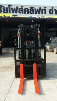 จำหน่าย Used Forklift Toyota 8FD30 นำเข้า 3 ตัน ดีเซล เสา 4.3 เมตร เสา 3 ท่อน Full-Free + งาสไลด์ จำหน่าย Used Forklift Toyota 8FD30 นำเข้า 3 ตัน ดีเซล เสา 4.3 เมตร เสา 3 ท่อน Full-Free + งาสไลด์
