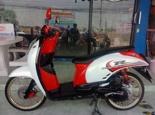 Scoopy-i ลาย RRรถปี 54 แต่งสวยภายนอกเครื่องเดิมๆ ราคาถูกครับ