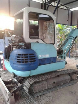 ขาย KOMATSU PC 35R -8 สภาพสวยพร้อมใช้ ติดต่อได้ คุณอ๊อฟ พิจิตร 086-737-9991 ขาย KOMATSU PC 35R -8 สภาพสวยพร้อมใช้ ติดต่อได้ คุณอ๊อฟ พิจิตร 086-737-9991