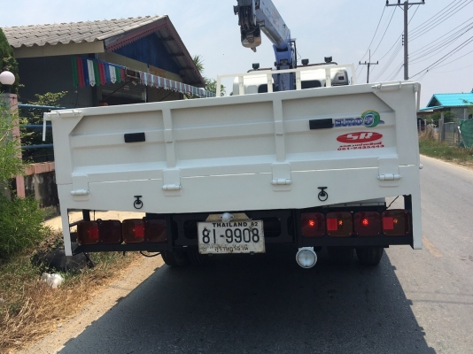 ขาย 6 ล้อ ฮีโน่ เมก้าเครน 3.6 ตัน 4 ปอก 3 ชัก ท้องวี 150 แรง ปี 54 ยาว 5.5  ม. จัดแนนท์ได้ครับ สนใจติดต่อได้ที่ 081-9420141 ,  081-5715326