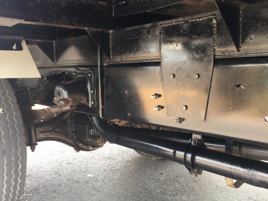 ขาย 6 ล้อ ฮีโน่ เมก้าเครน 3.6 ตัน 4 ปอก 3 ชัก ท้องวี 150 แรง ปี 54 ยาว 5.5  ม. จัดแนนท์ได้ครับ สนใจติดต่อได้ที่ 081-9420141 ,  081-5715326