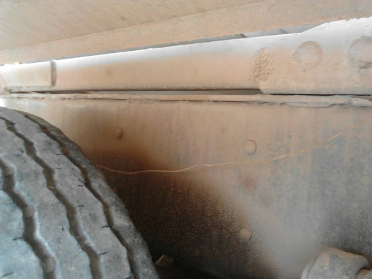 รถอีซูซุ  10  ล้อ โม่ปูน  FRZ441 เปลื่ยนเครื่อง  260 แรงม้า.     สนใจติดต่อ  081 - 6079515