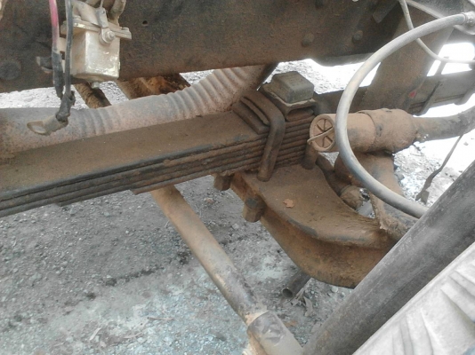 รถอีซูซุ  10  ล้อ โม่ปูน  FRZ441 เปลื่ยนเครื่อง  260 แรงม้า.     สนใจติดต่อ  081 - 6079515